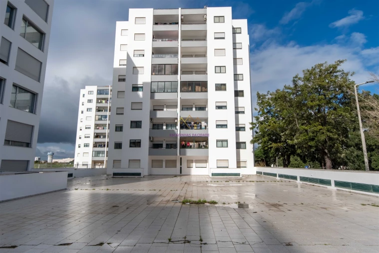 Apartamento T3 para Venda em Barreiro e Lavradio Foto 21