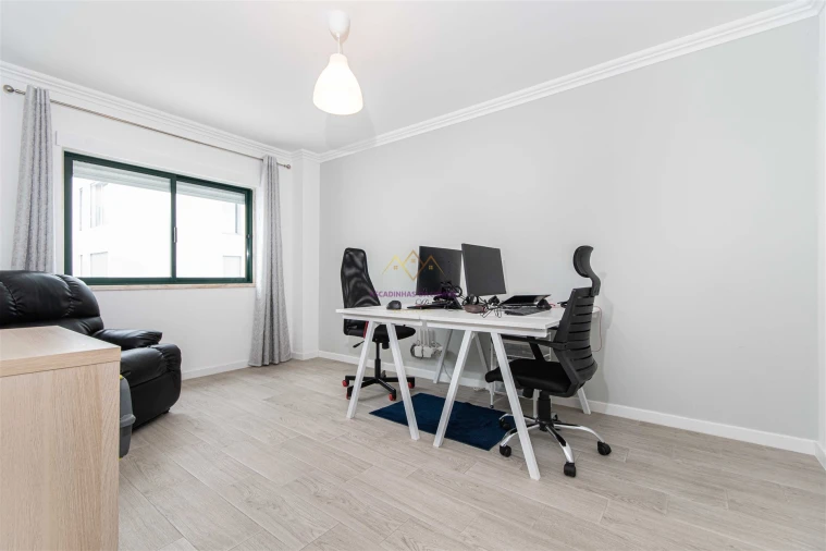 Apartamento T3 para Venda em Barreiro e Lavradio Foto 16