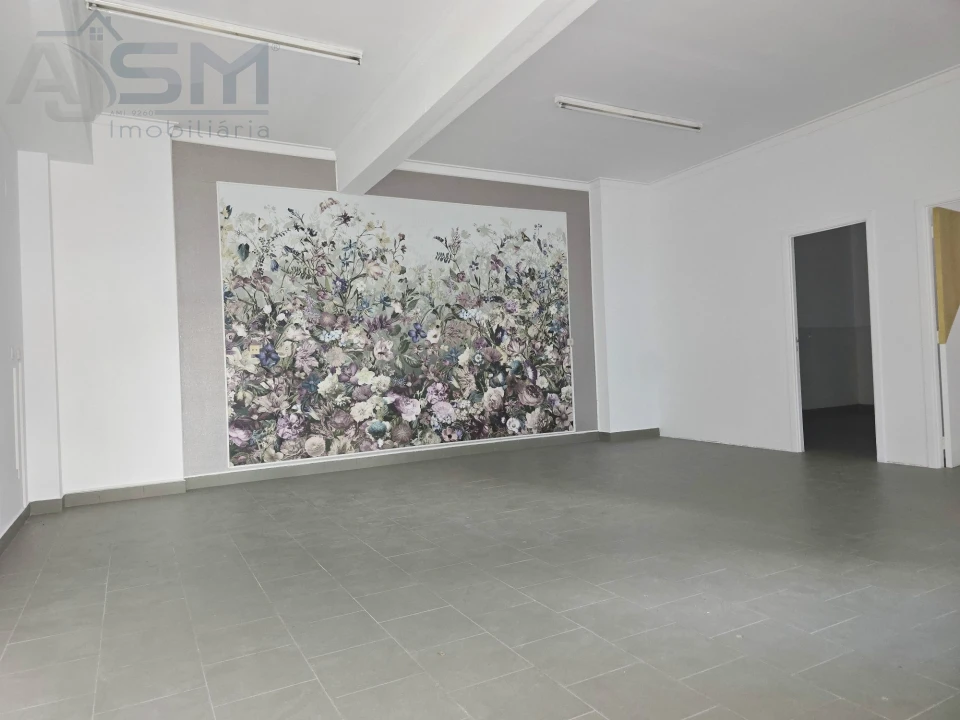 Loja para Venda em Cacém e São Marcos Foto 4