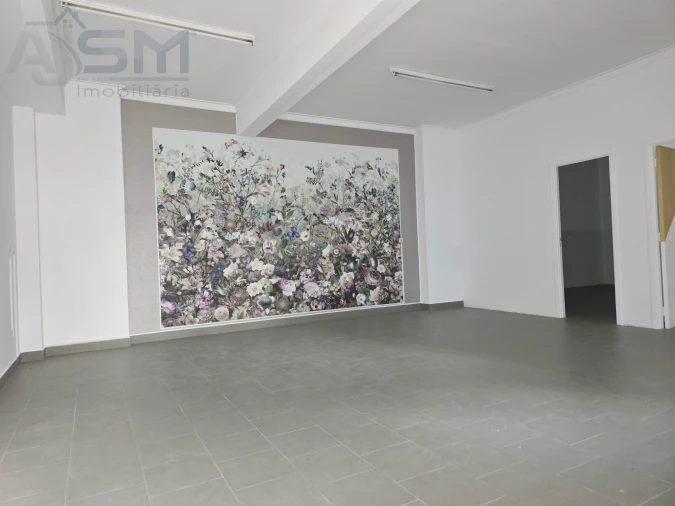 Loja para Venda em Cacém e São Marcos Foto 4