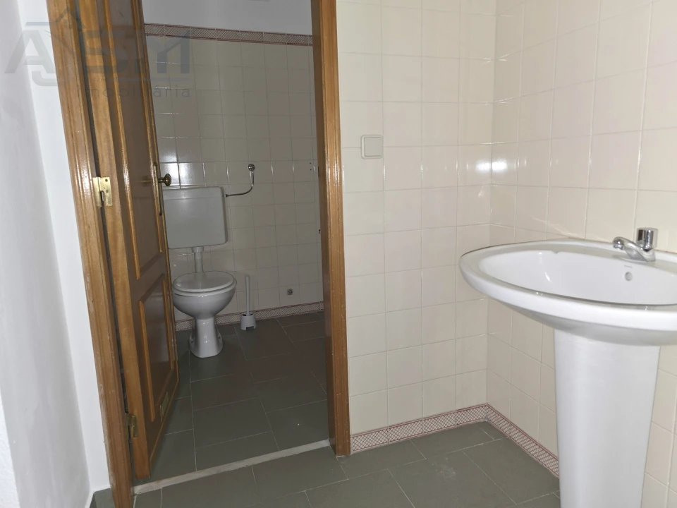 Loja para Venda em Cacém e São Marcos Foto 7