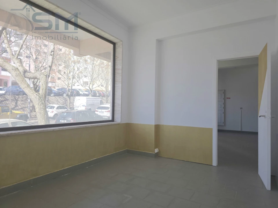 Loja para Venda em Cacém e São Marcos Foto 7