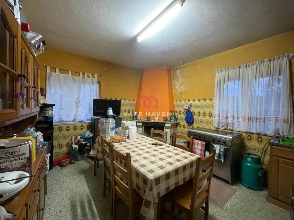 Moradia T3 para Venda em Canas de Senhorim Foto 7