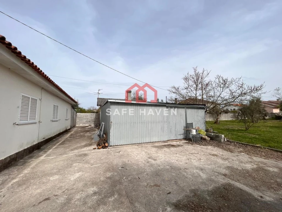 Moradia T3 para Venda em Canas de Senhorim Foto 13