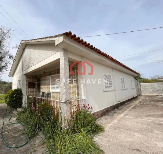 Moradia T3 para Venda em Canas de Senhorim Foto 4