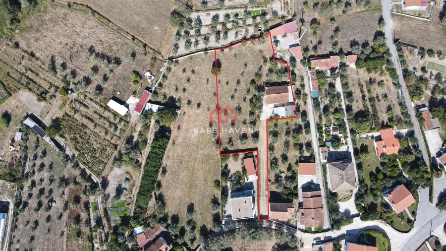 Moradia T3 para Venda em Canas de Senhorim Foto 2