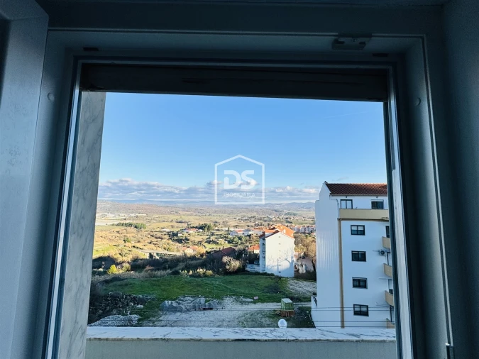 Apartamento T4 para Venda em Covilhã e Canhoso Foto 11