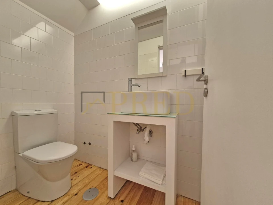 Apartamento T2 para Venda em Cedofeita, Santo Ildefonso, Sé, Miragaia, São Nicolau e Vitória Foto 17