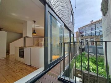 Apartamento T2 para Venda em Cedofeita, Santo Ildefonso, Sé, Miragaia, São Nicolau e Vitória