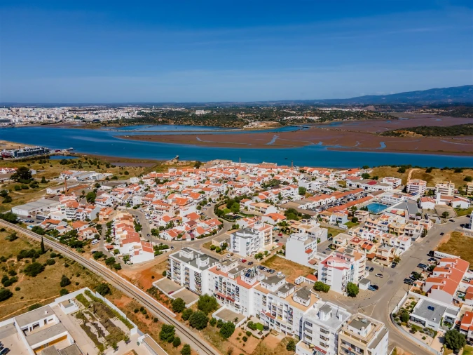 Moradia T3 para Venda em Estômbar e Parchal Foto 20