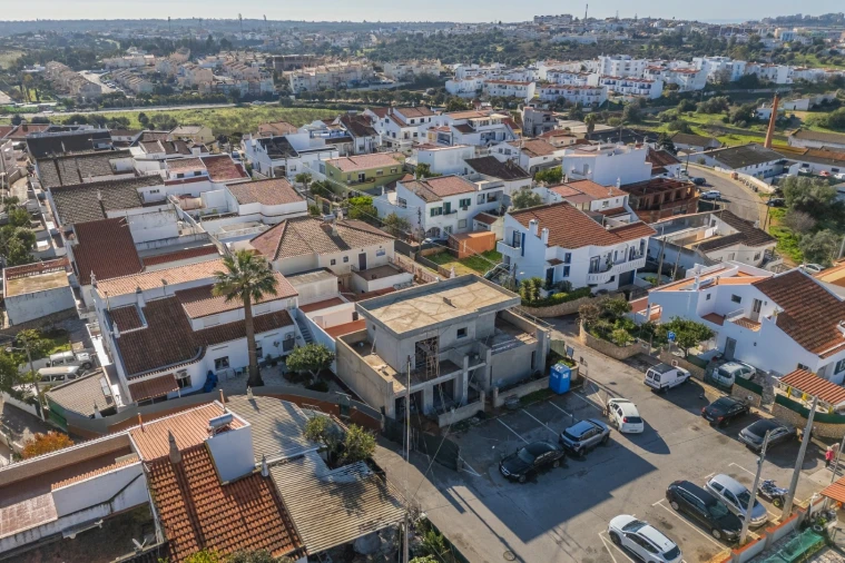 Moradia T3 para Venda em Estômbar e Parchal Foto 16