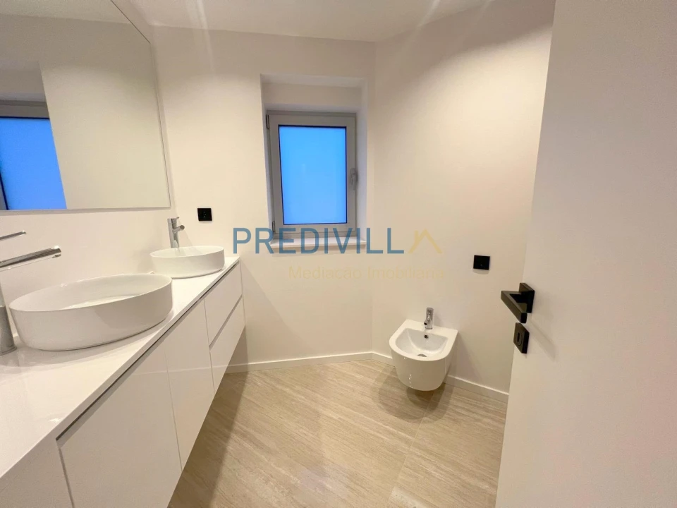 Apartamento T3 para Venda em Matosinhos e Leça da Palmeira Foto 8