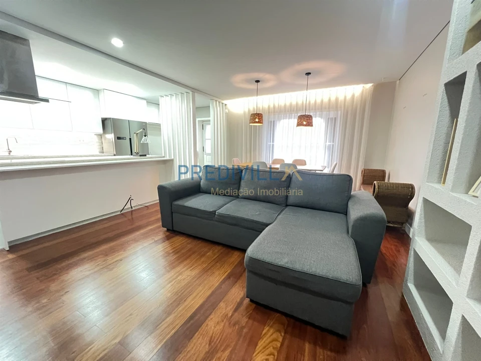 Moradia T3 para Venda em Mindelo Foto 4