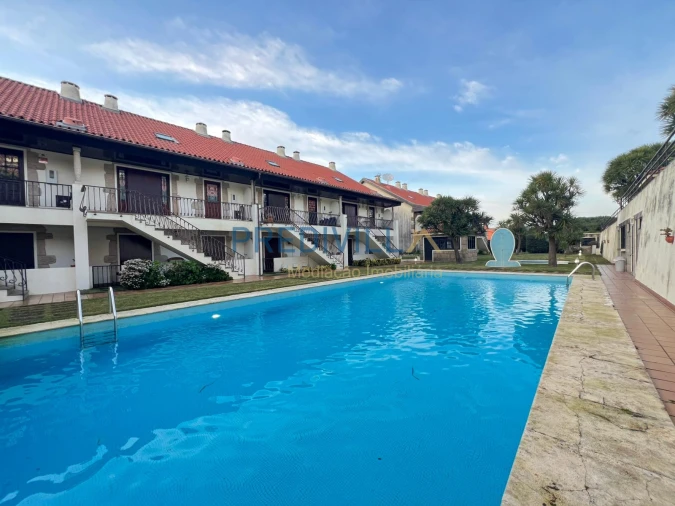 Moradia T3 para Venda em Mindelo Foto 27