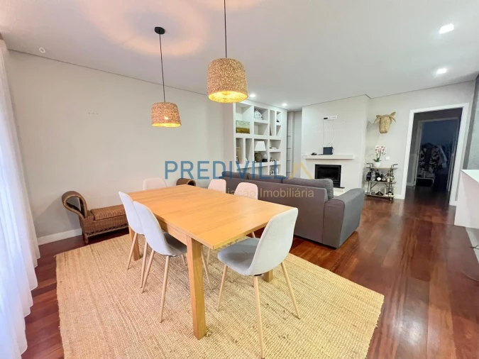 Moradia T3 para Venda em Mindelo Foto 2