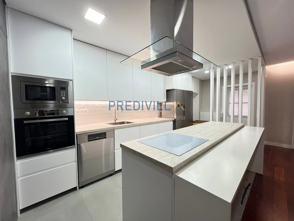 Moradia T3 para Venda em Mindelo Foto 5