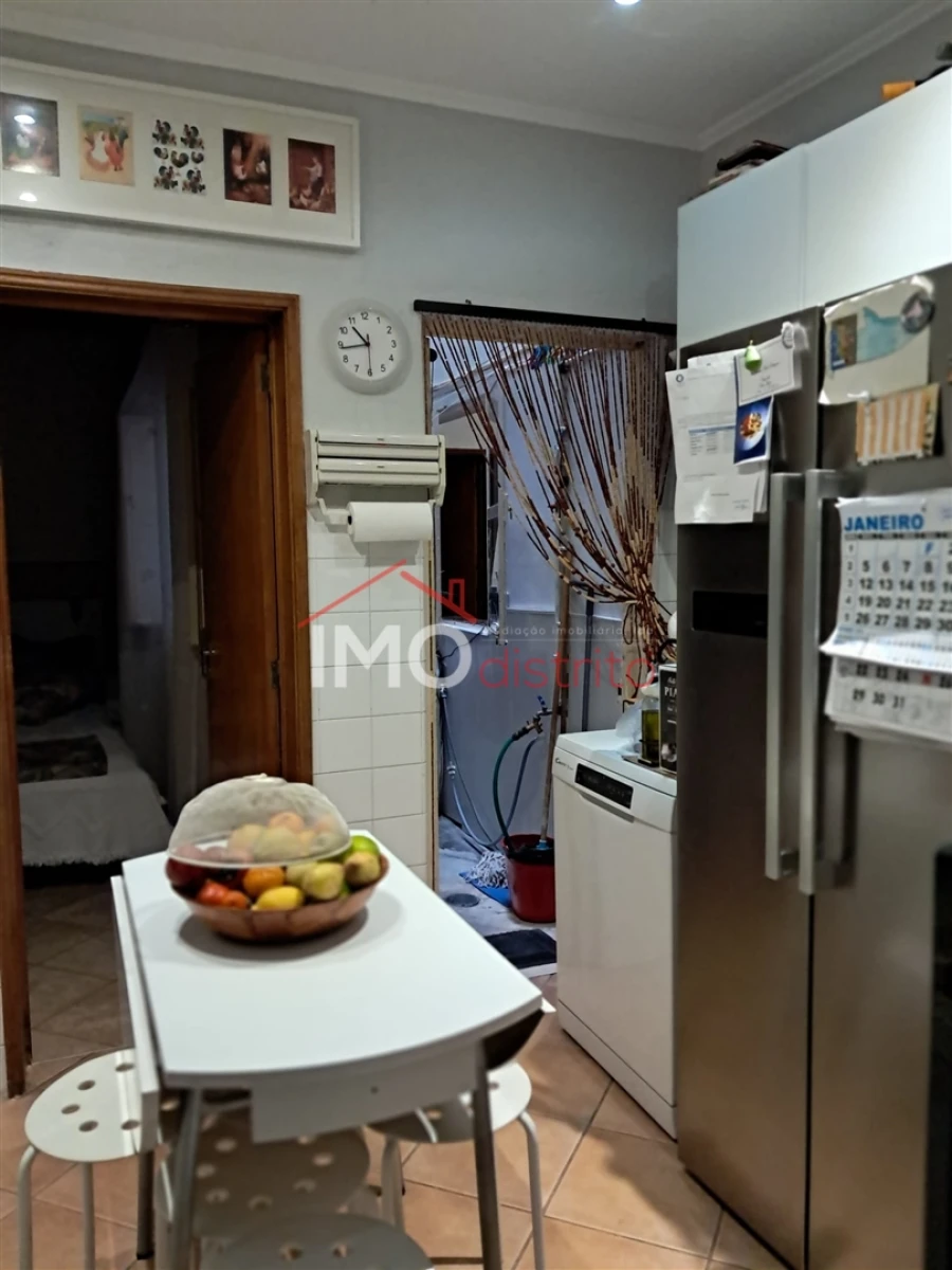 Apartamento T3 para Venda em Sé e São Lourenço Foto 12