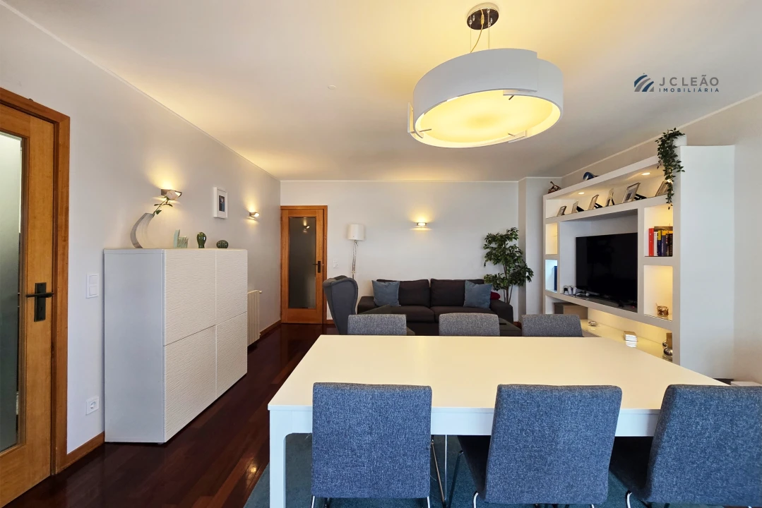 Apartamento T2 para Venda em Moreira Foto 7