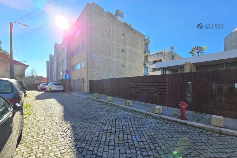 Apartamento T2 para Venda em Moreira Foto 42