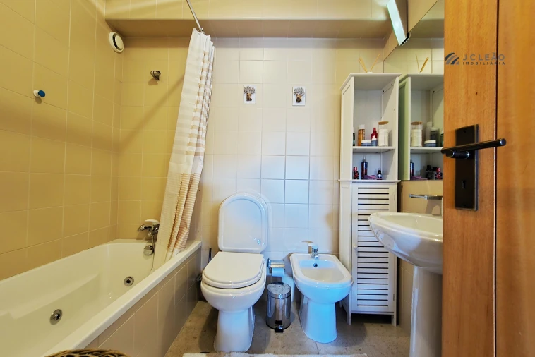 Apartamento T2 para Venda em Moreira Foto 16