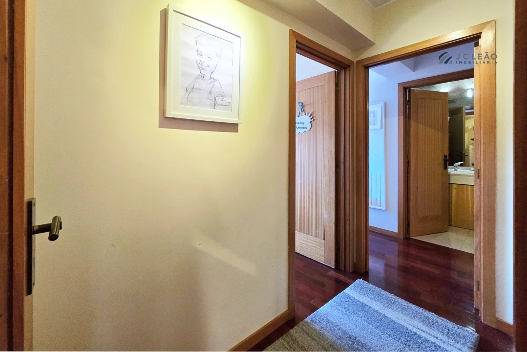 Apartamento T2 para Venda em Moreira Foto 15