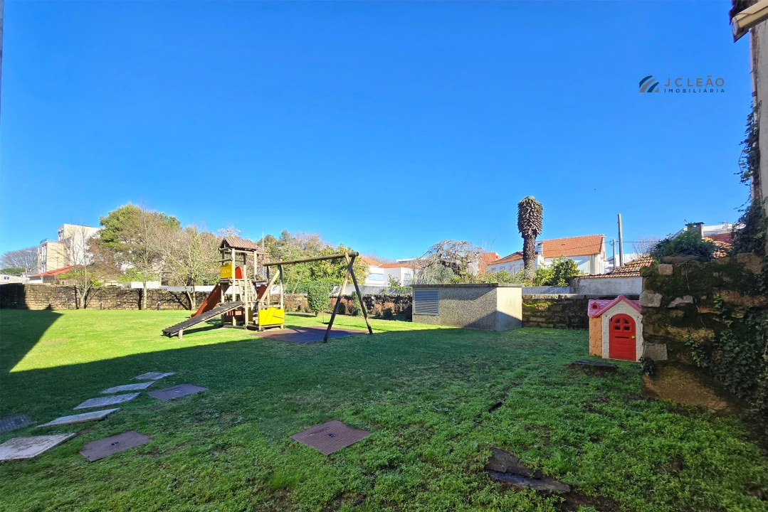 Apartamento T2 para Venda em Moreira Foto 41