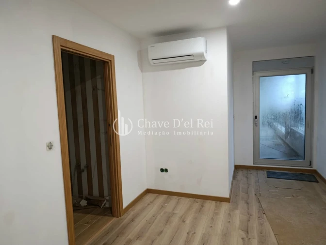 Apartamento T3 para Venda em Cavernães Foto 6