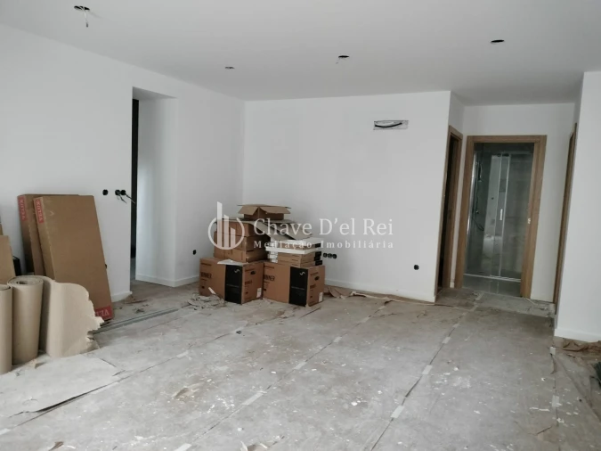 Apartamento T1 para Venda em Cavernães Foto 5