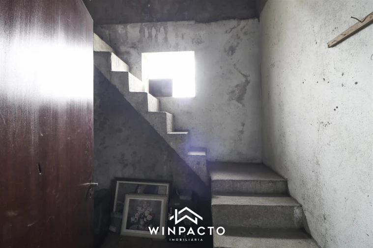 Moradia T3 para Venda em Oliveira do Conde Foto 6