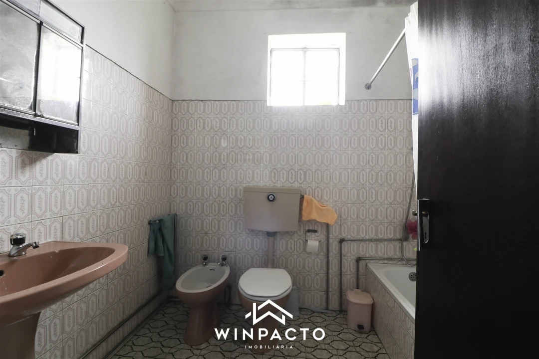 Moradia T3 para Venda em Oliveira do Conde Foto 17