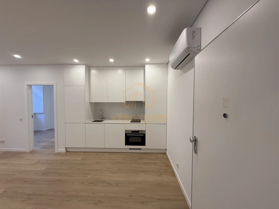 Apartamento T1 para Venda em Buarcos Foto 2