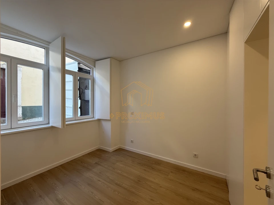 Apartamento T1 para Venda em Buarcos Foto 7