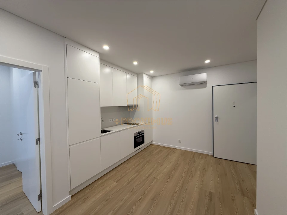 Apartamento T1 para Venda em Buarcos Foto 1