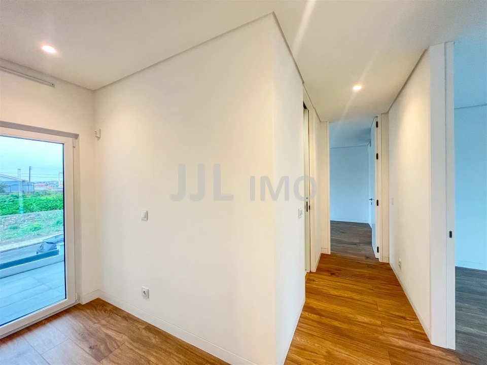 Moradia T3 para Venda em São Domingos de Rana Foto 20