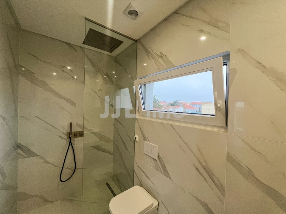 Moradia T3 para Venda em São Domingos de Rana Foto 32