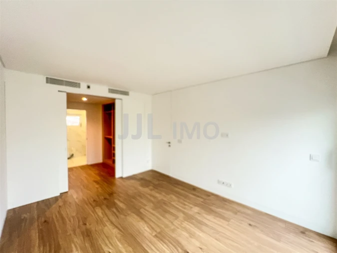 Moradia T3 para Venda em São Domingos de Rana Foto 29