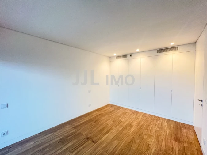 Moradia T3 para Venda em São Domingos de Rana Foto 17