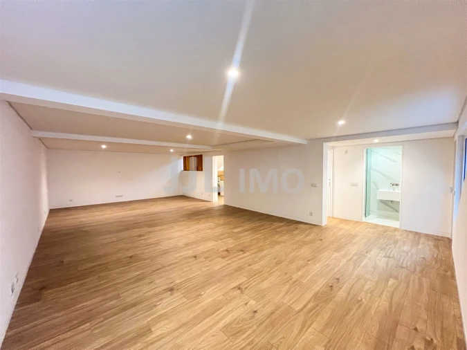 Moradia T3 para Venda em São Domingos de Rana Foto 39