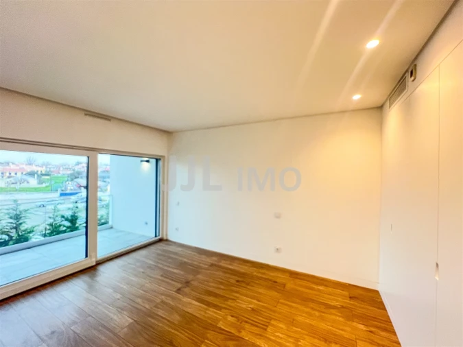 Moradia T3 para Venda em São Domingos de Rana Foto 16