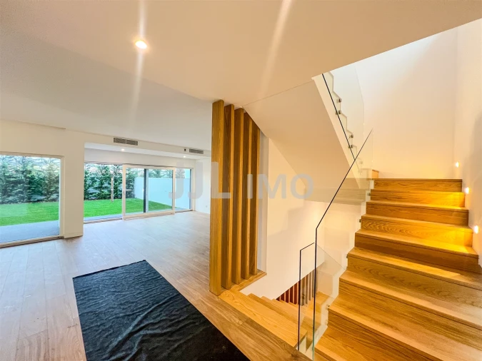 Moradia T3 para Venda em São Domingos de Rana Foto 8