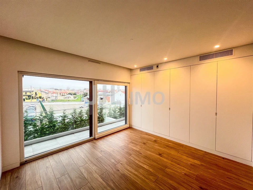 Moradia T3 para Venda em São Domingos de Rana Foto 22