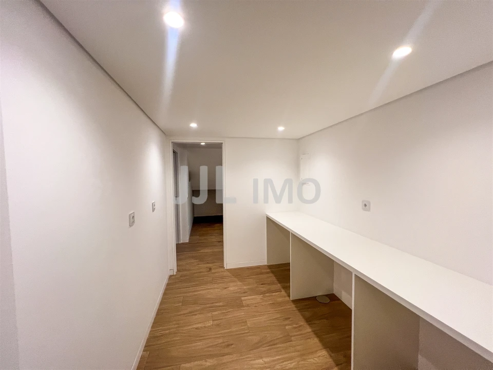 Moradia T3 para Venda em São Domingos de Rana Foto 36