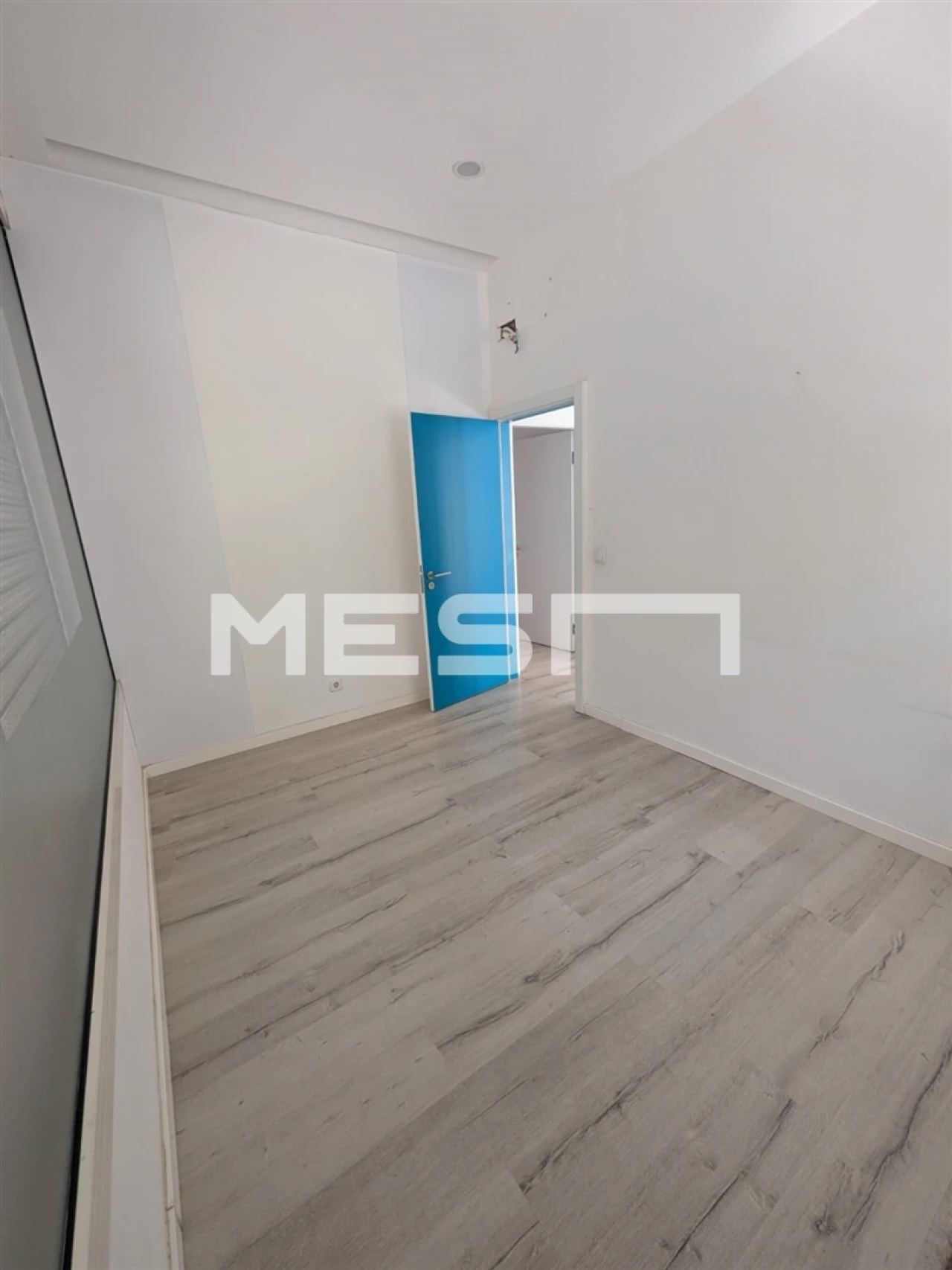 Loja para Arrendamento em São Domingos de Benfica Foto 15