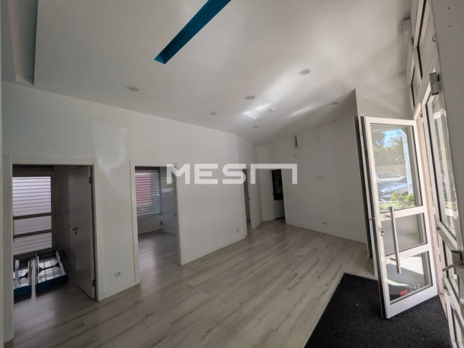 Loja para Arrendamento em São Domingos de Benfica Foto 23