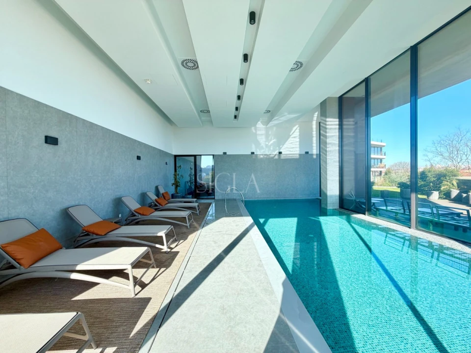 Apartamento T2 para Arrendamento em Santa Marinha e São Pedro da Afurada Foto 2