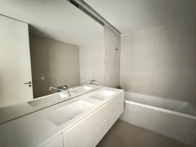 Apartamento T2 para Arrendamento em Santa Marinha e São Pedro da Afurada Foto 24