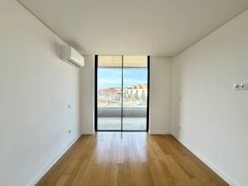 Apartamento T2 para Arrendamento em Canidelo