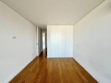 Apartamento T2 para Arrendamento em Canidelo