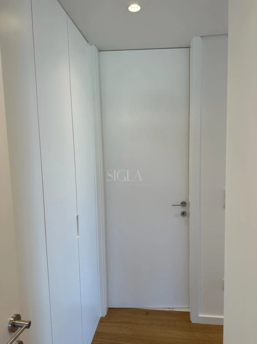 Apartamento T2 para Arrendamento em Canidelo Foto 9