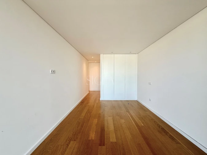 Apartamento T2 para Arrendamento em Canidelo Foto 9